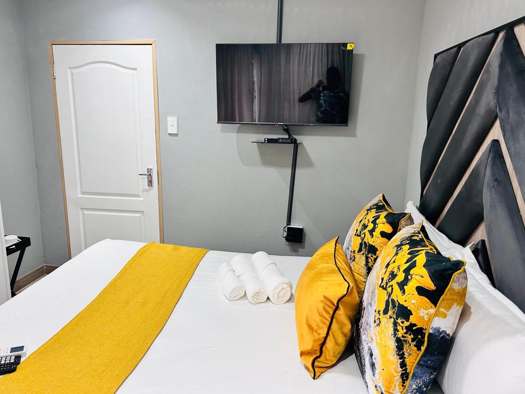 The Greenary Guest House And Restaurant Thohoyandou Exteriör bild
