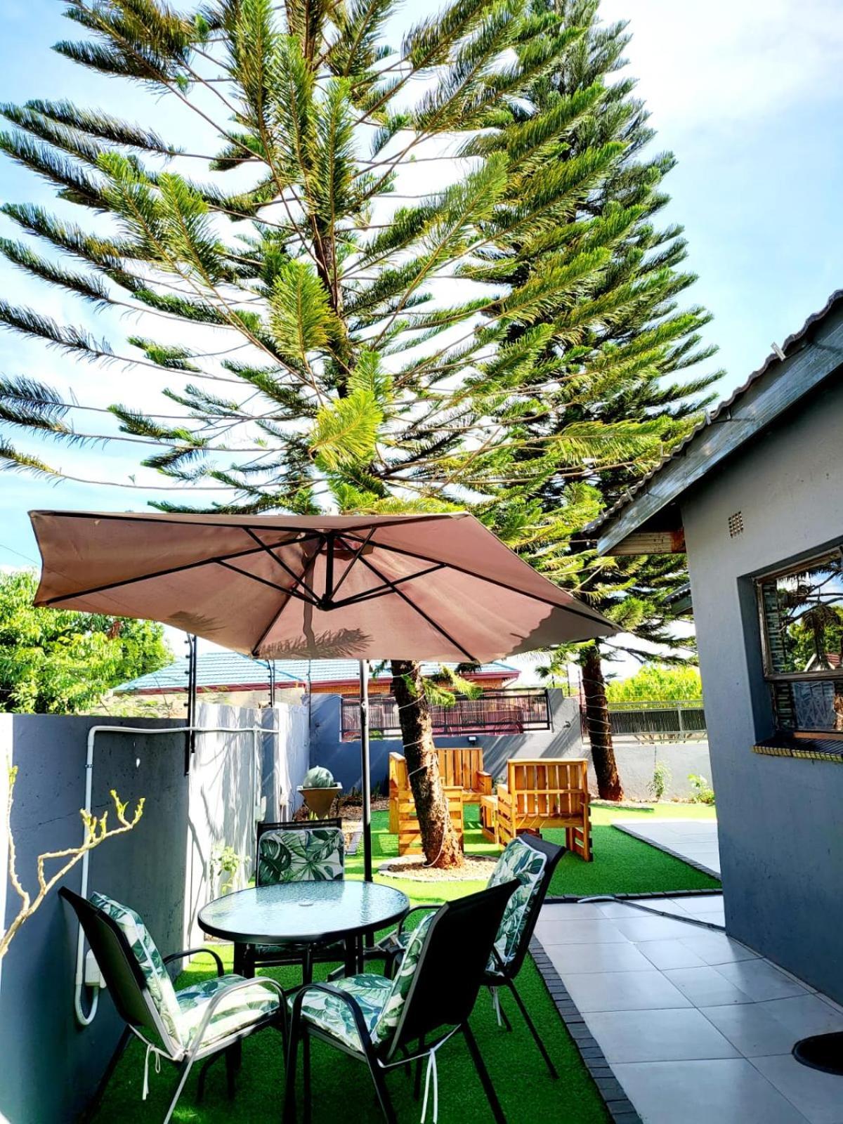 The Greenary Guest House And Restaurant Thohoyandou Exteriör bild