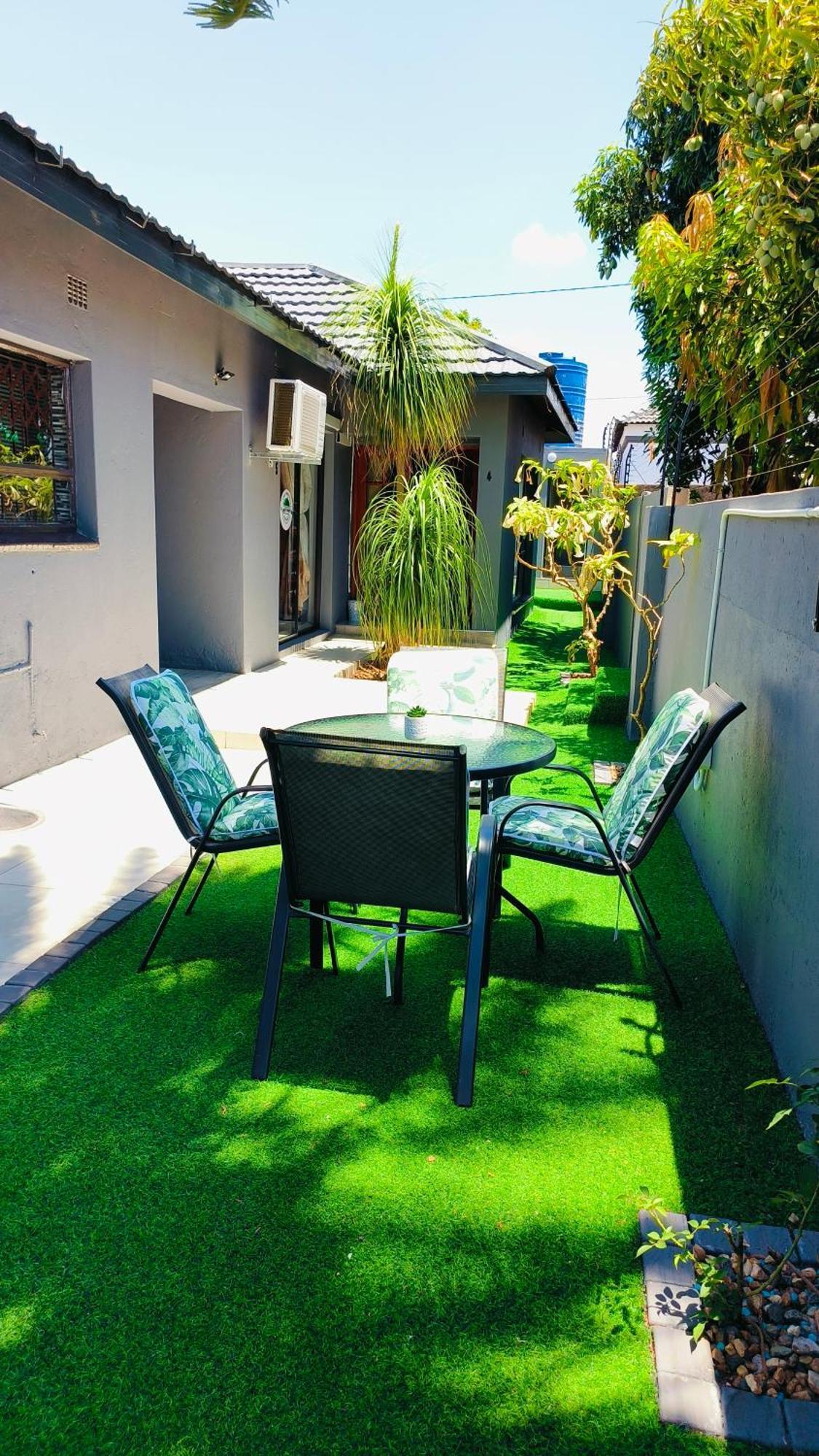 The Greenary Guest House And Restaurant Thohoyandou Exteriör bild